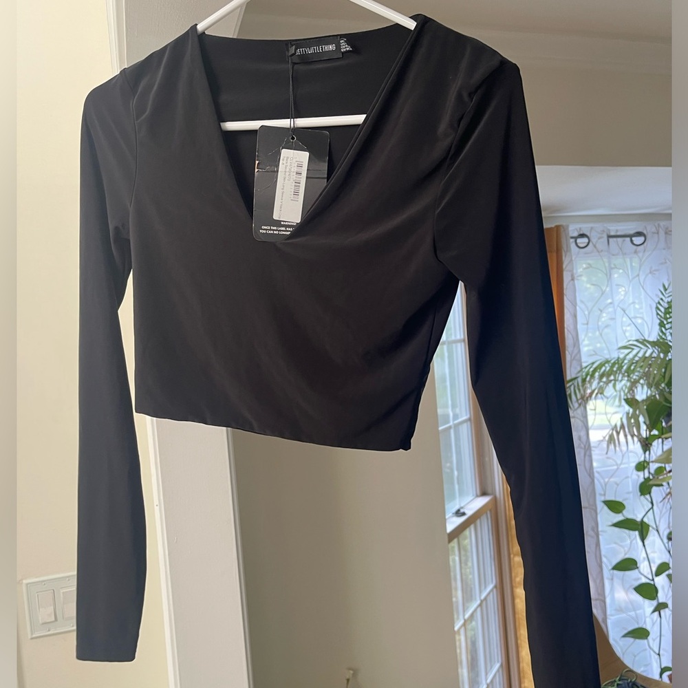 Pretty Little Thing Black Crop Top